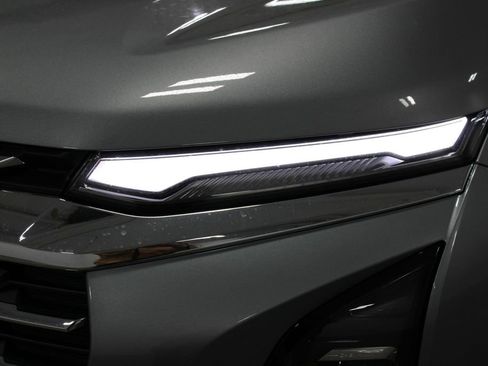 New 2026 Chevrolet Equinox LT w/ Convenience Package II image 13