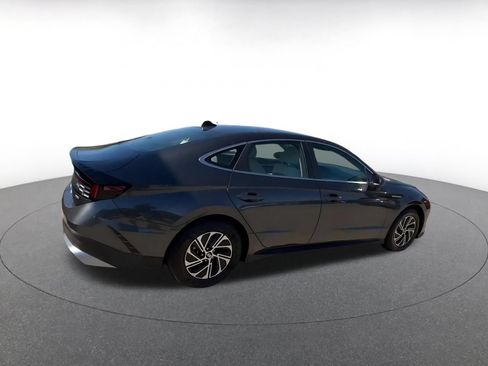 Used 2026 Hyundai Sonata Blue FWD image 14