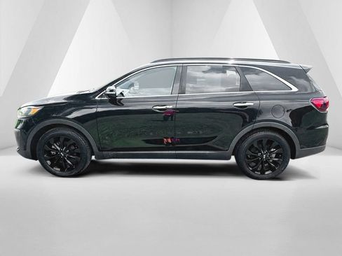 Used 2020 Kia Sorento S FWD image 4