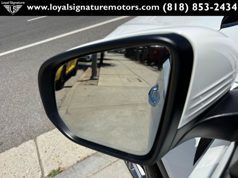 Used 2021 Mercedes-Benz GLS 450 4MATIC image 27