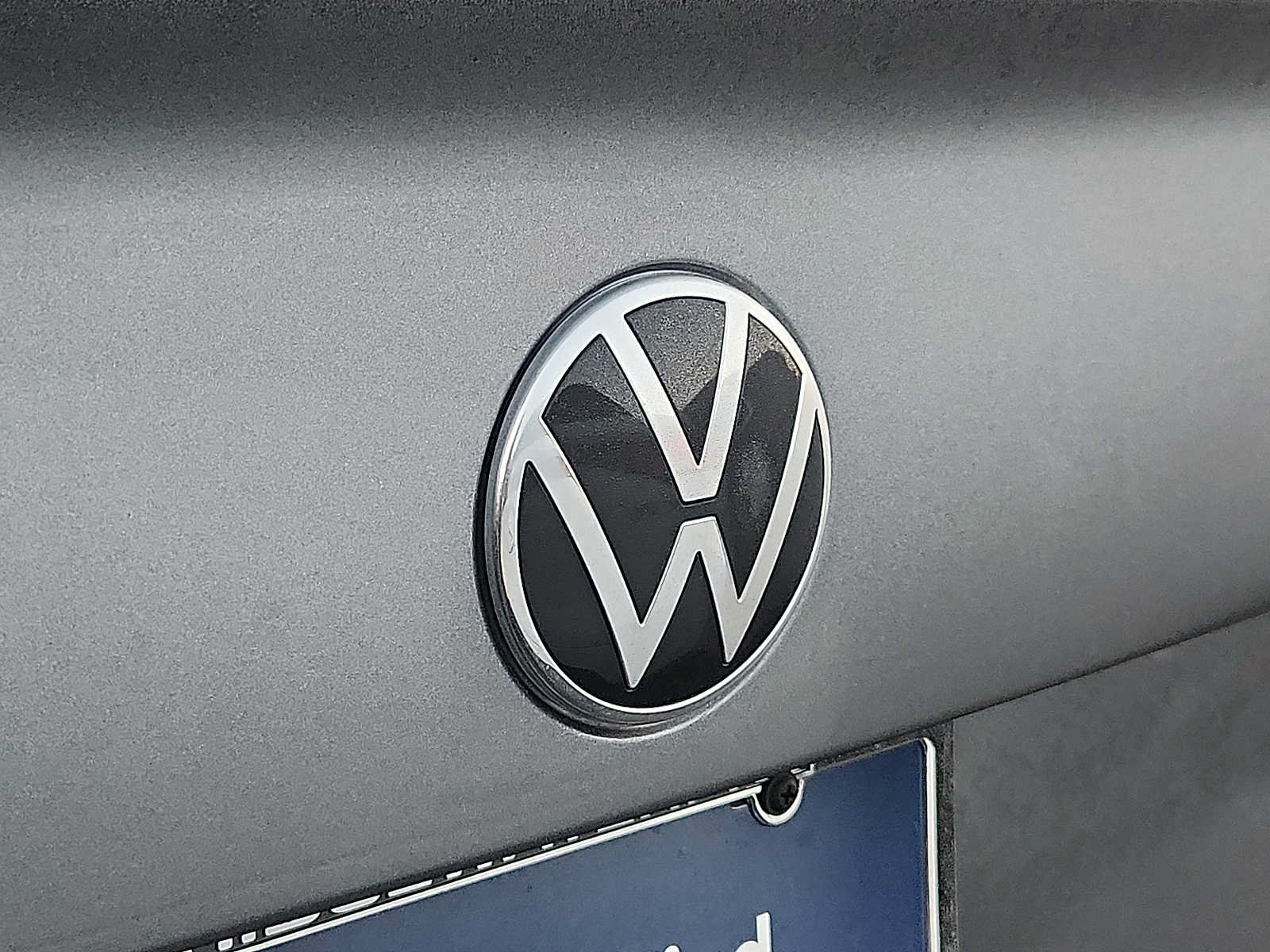 Used 2023 Volkswagen Jetta SE FWD image 2