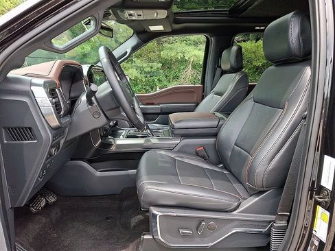 Used 2022 Ford F150 Lariat w/ Equipment Group 502A High AWD/4WD image 15