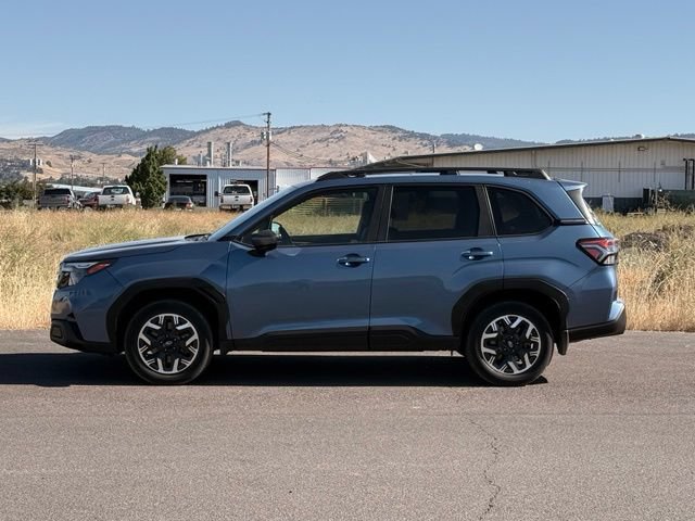 Certified 2025 Subaru Forester Premium w/ Convenience Package #1 AWD/4WD image 3