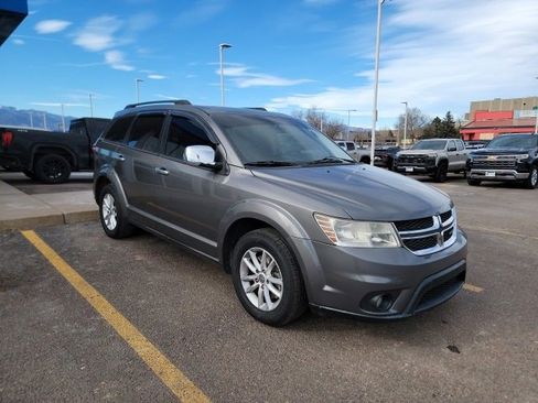 Used 2013 Dodge Journey SXT w/ Flexible Seating Group image 3