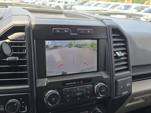 Used 2018 Ford F150 XL w/ Equipment Group 101A Mid AWD/4WD image 14