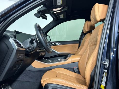 Used 2024 BMW X5 xDrive40i w/ M Sport Package image 29