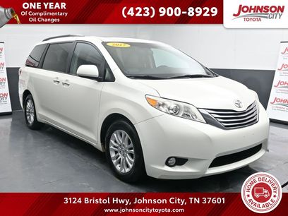 Used 2017 Toyota Sienna XLE