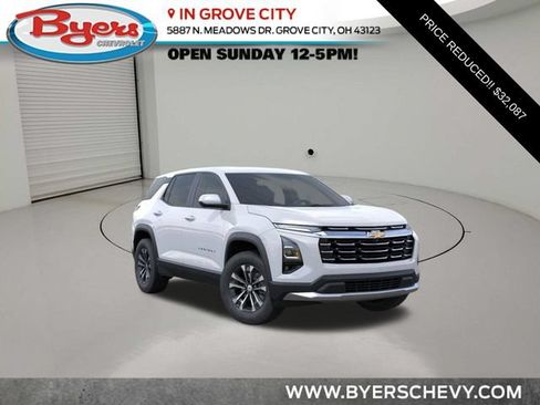 New 2026 Chevrolet Equinox LT w/ Safety and Technology Package AWD/4WD image 1