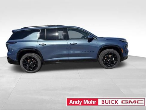 Used 2024 Chevrolet Traverse RS AWD/4WD image 13