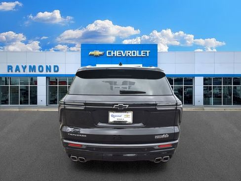 New 2025 Chevrolet Traverse High Country w/ LPO, Floor Liner Package FWD image 5