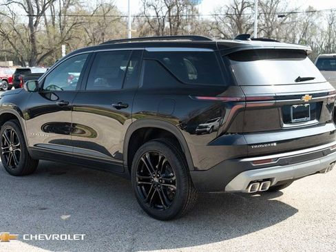 New 2026 Chevrolet Traverse LT image 9