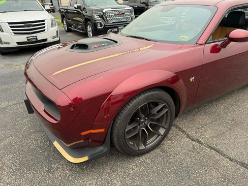 Used 2021 Dodge Challenger R/T Scat Pack RWD image 5