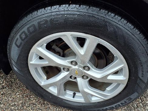Used 2019 Chevrolet Equinox Premier AWD/4WD image 9