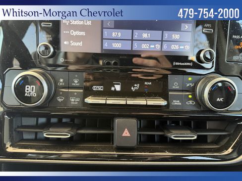 Used 2021 Toyota Highlander L image 25