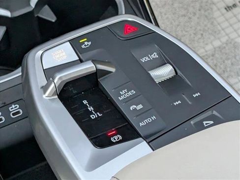 Used 2025 BMW X1 xDrive28i w/ Convenience Package image 12