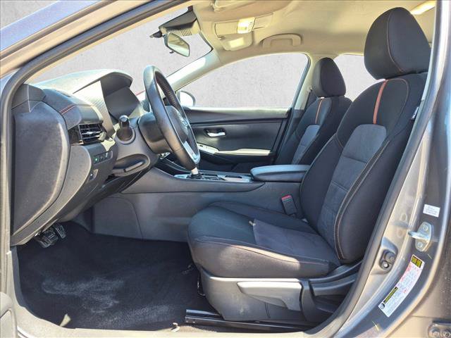 Used 2025 Nissan Sentra SR FWD image 17
