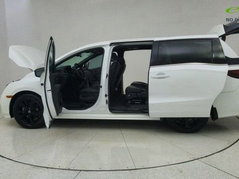Used 2023 Honda Odyssey Sport image 76
