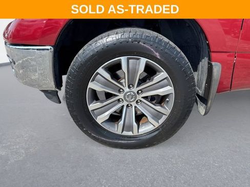 Used 2018 Nissan Titan SL AWD/4WD image 10