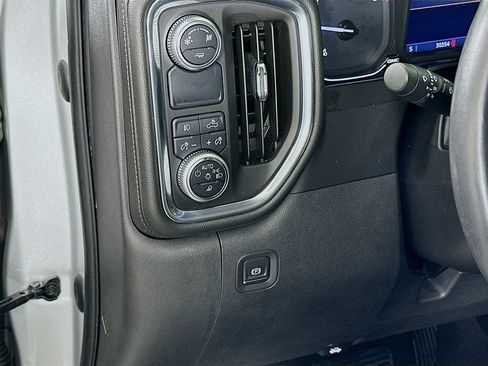 Used 2019 GMC Sierra 1500 SLT RWD image 10