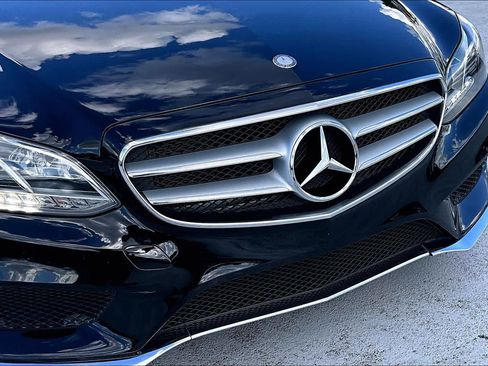 Used 2016 Mercedes-Benz E 350 Sedan image 27