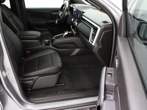 Used 2023 GMC Canyon Elevation w/ Elevation Premium Package RWD image 35