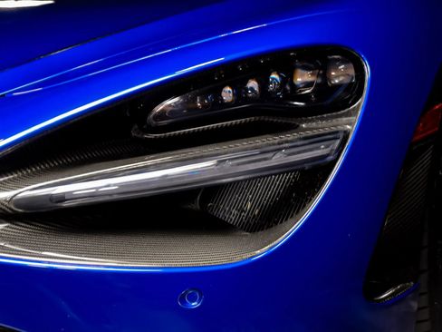 Used 2020 McLaren 720S Spider image 8