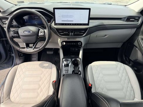 Used 2023 Ford Escape SE w/ PHEV Premium Package FWD image 16