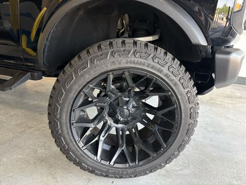 Used 2023 Ford Bronco Black Diamond AWD/4WD image 39