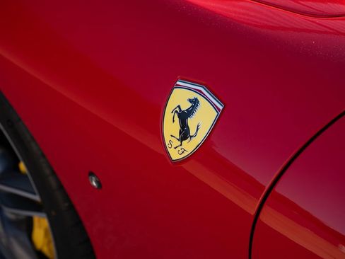 Certified 2024 Ferrari Roma image 19