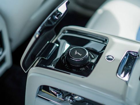 Used 2023 Rolls-Royce Ghost w/ Ghost Package image 45