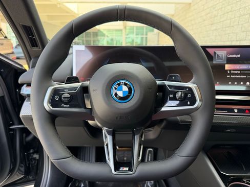 New 2026 BMW 550e xDrive w/ M Sport Professional Package image 23