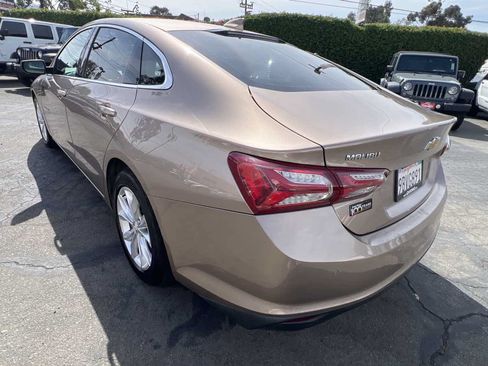 Used 2019 Chevrolet Malibu LT w/ Leather Package FWD image 7