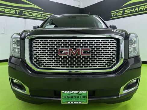 Used 2016 GMC Yukon XL Denali w/ Open Road Package AWD/4WD image 3