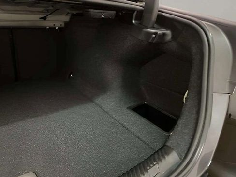 Used 2025 BMW i5 eDrive40i image 76