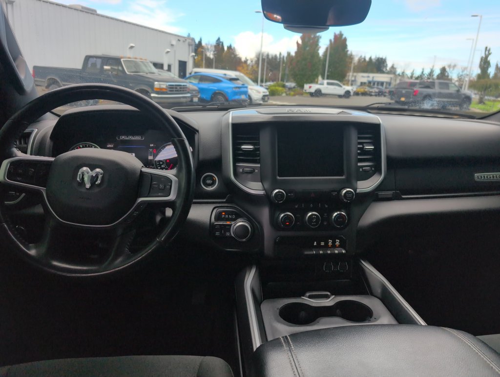 Used 2022 RAM 1500 Big Horn AWD/4WD image 5