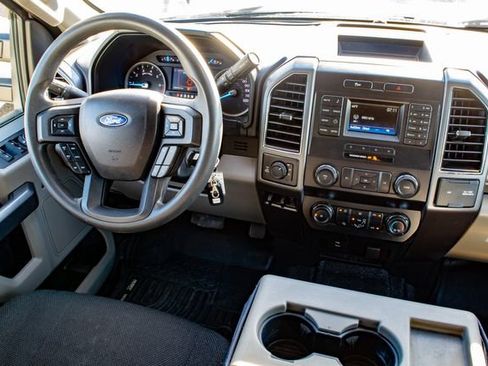 Used 2019 Ford F250 XLT w/ Camper Package image 21