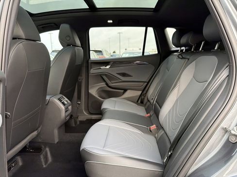 New 2026 Volkswagen Tiguan SE R-Line FWD image 13