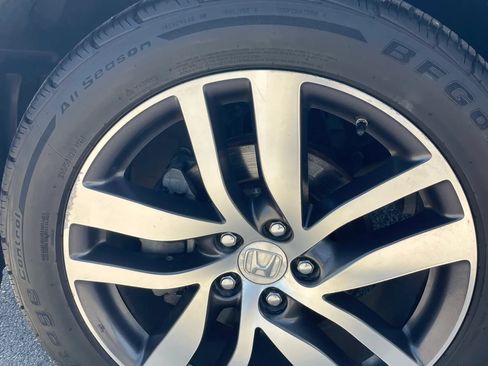 Used 2017 Honda Pilot Elite image 8