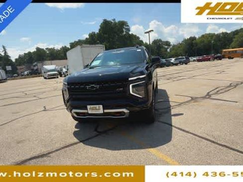 Certified 2026 Chevrolet Tahoe Z71 w/ Sun And Tow Package AWD/4WD image 3