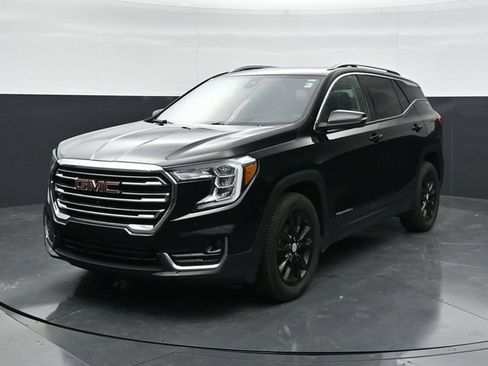 Used 2023 GMC Terrain SLT w/ Infotainment Package II AWD/4WD image 5