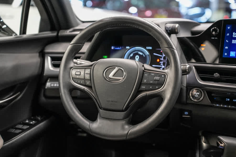 Used 2023 Lexus UX 250h FWD w/ Accessory Package (Z2) image 16