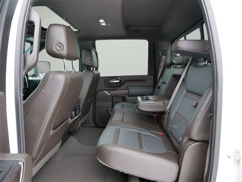Used 2020 GMC Sierra 2500 Denali w/ Denali Ultimate Package image 11