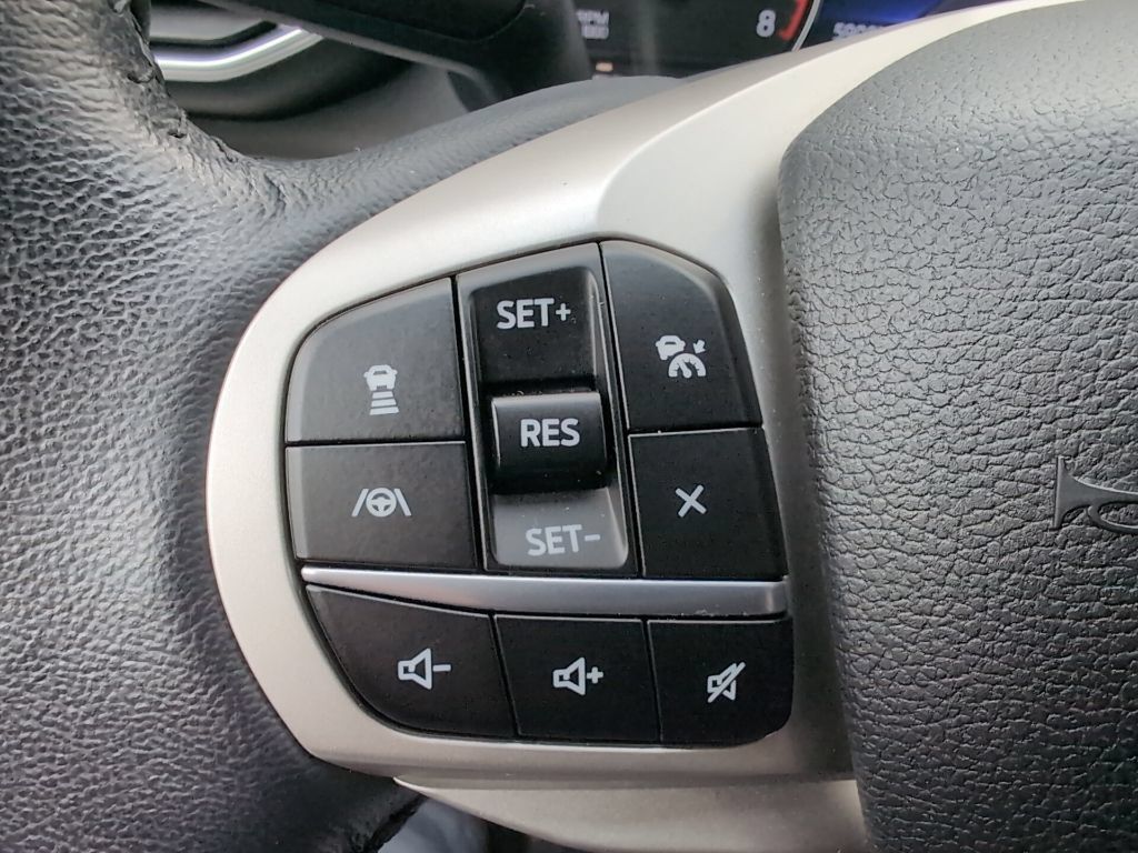 Used 2021 Ford Explorer XLT w/ Equipment Group 202A AWD/4WD image 20