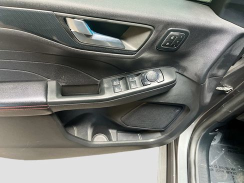 Used 2024 Ford Escape ST-Line Elite AWD/4WD image 18