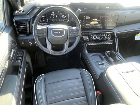 Certified 2024 GMC Sierra 2500 AT4X image 9