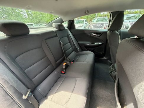 Used 2024 Chevrolet Malibu LT FWD image 13