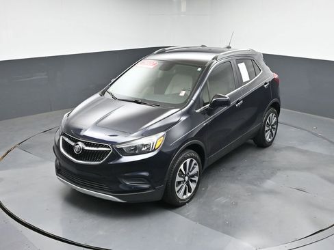 Used 2022 Buick Encore Preferred w/ Safety Package image 27