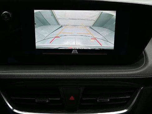 Used 2025 Buick Encore GX Preferred AWD/4WD image 31