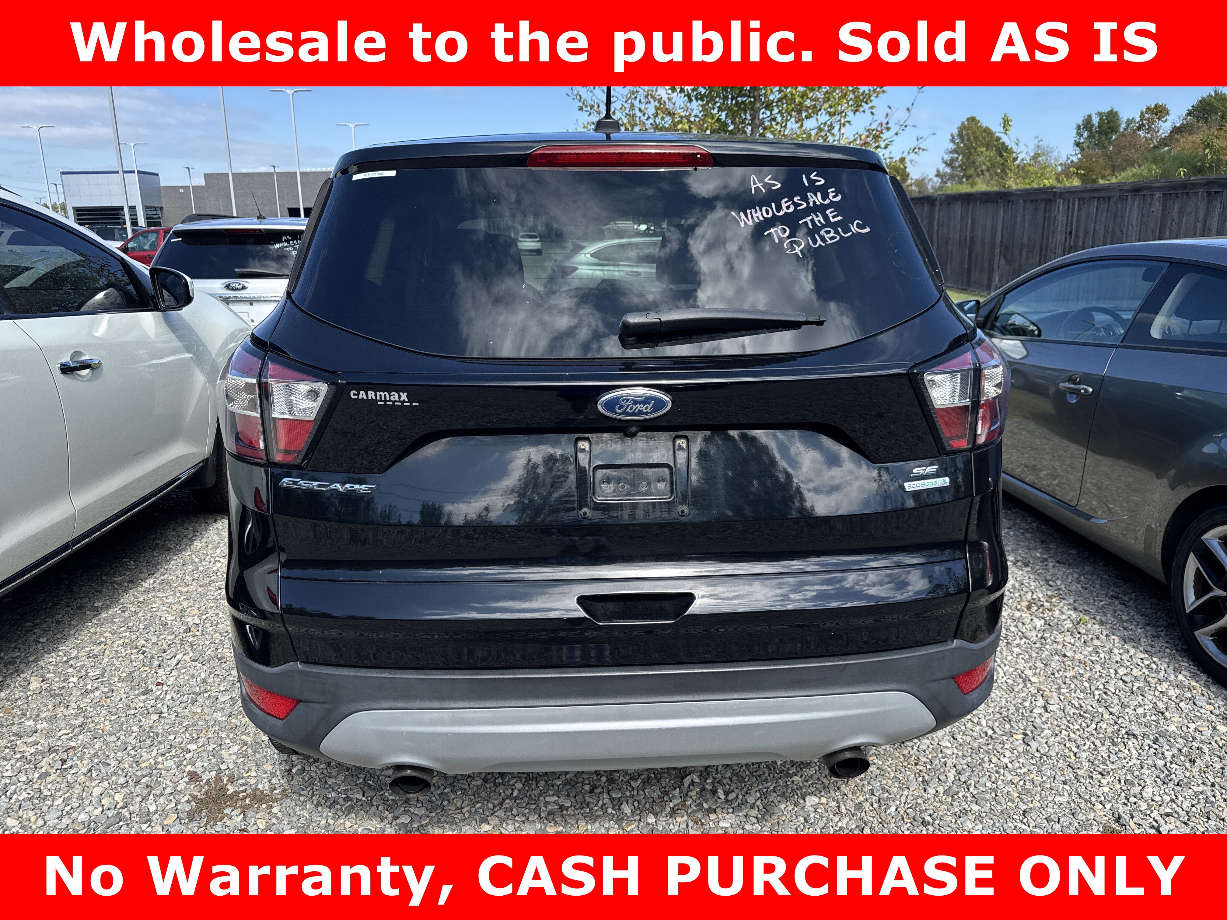 Used 2017 Ford Escape SE w/ SE Cold Weather Package FWD image 3