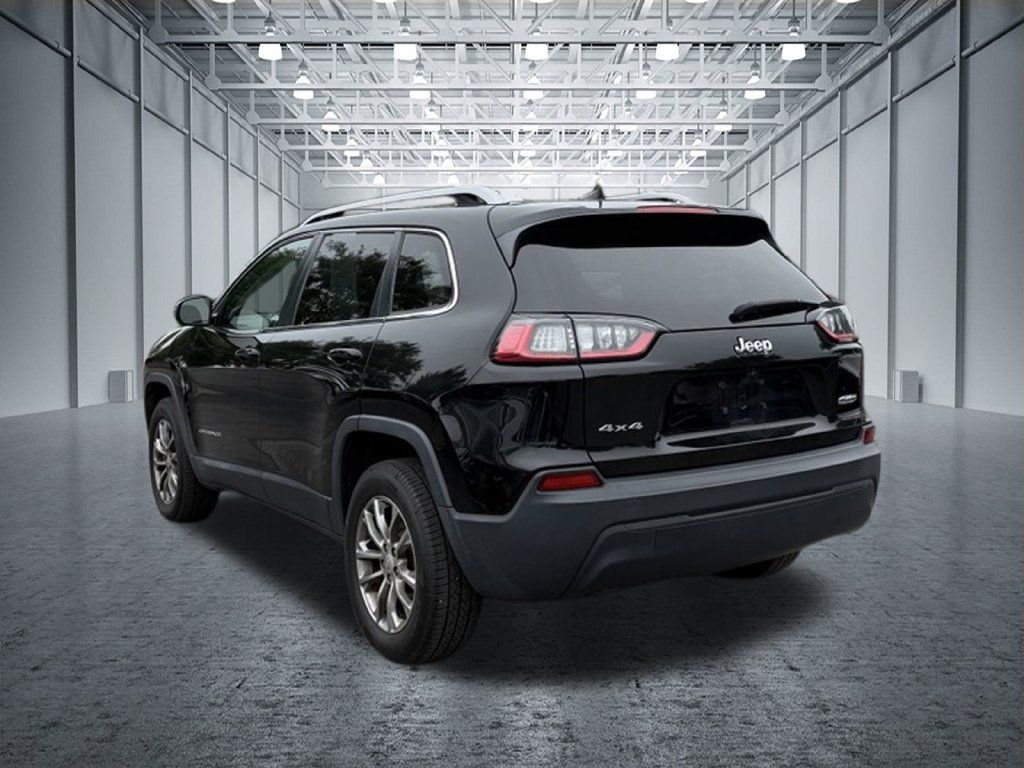 Used 2019 Jeep Cherokee Latitude Plus w/ Cold Weather Group AWD/4WD image 21